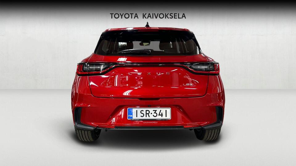Lexus LBX vaihtoauto