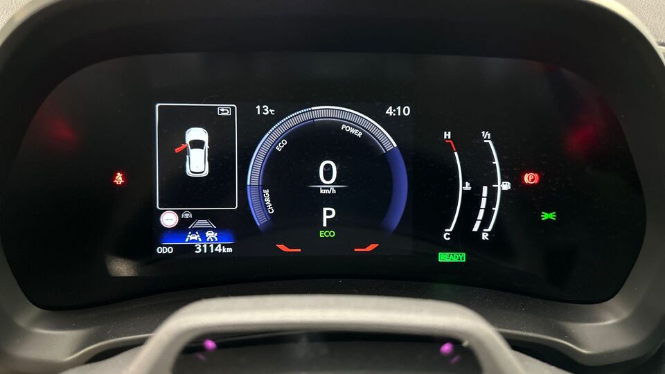 Lexus LBX vaihtoauto