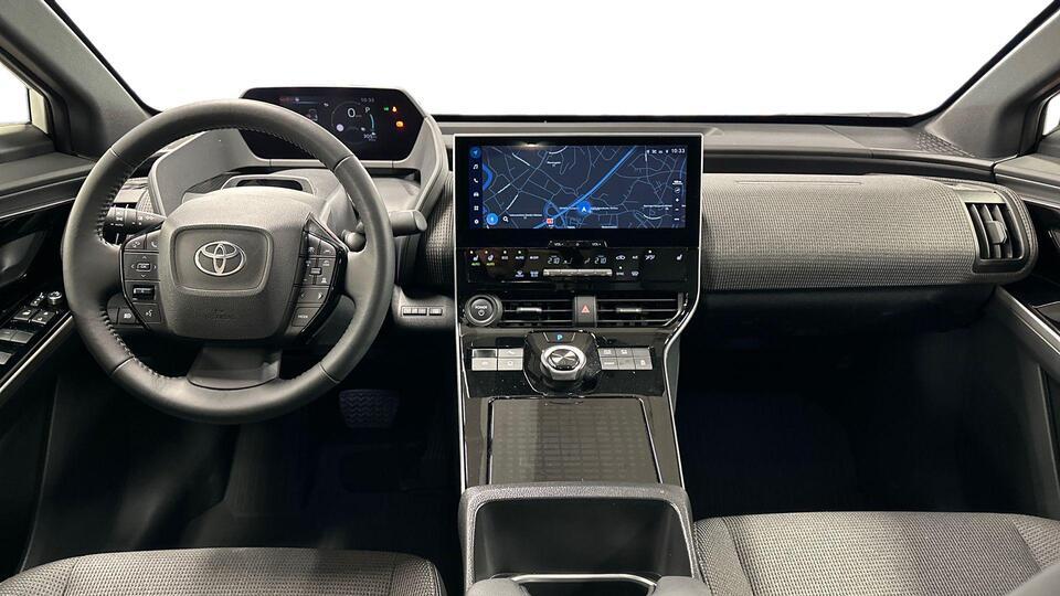 Toyota bZ4X vaihtoauto