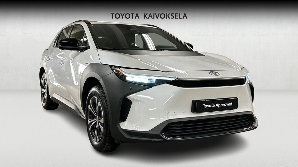 Toyota bZ4X vaihtoauto