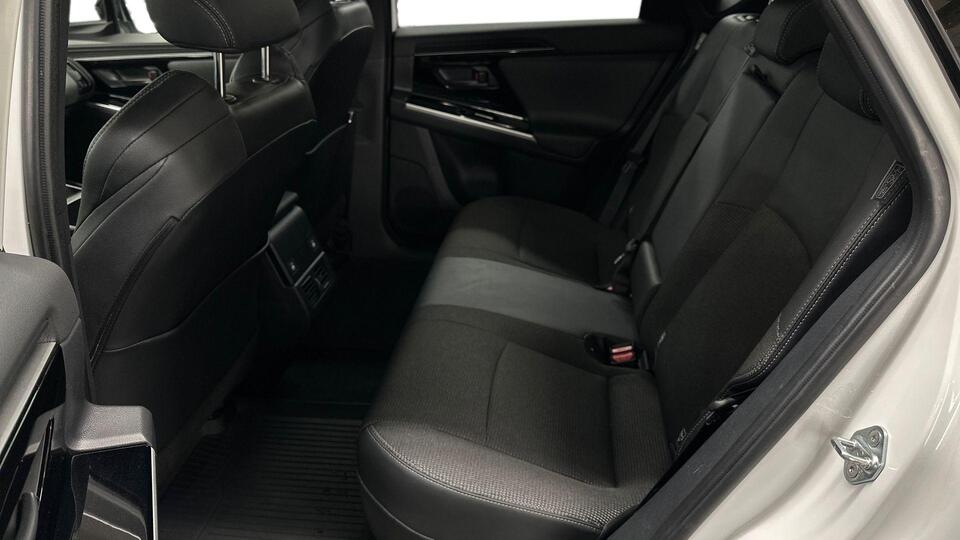 Toyota bZ4X vaihtoauto