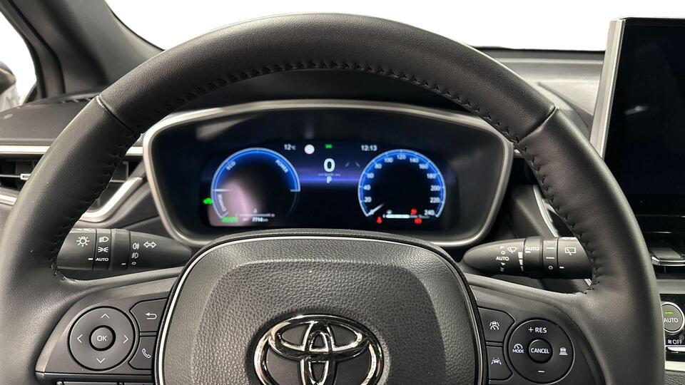 Toyota Corolla Cross vaihtoauto