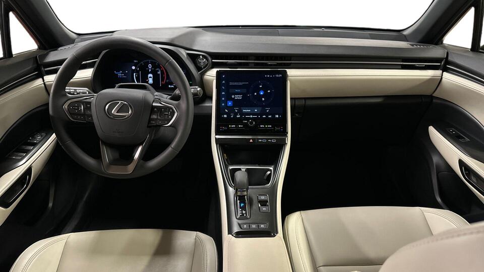 Lexus LBX vaihtoauto