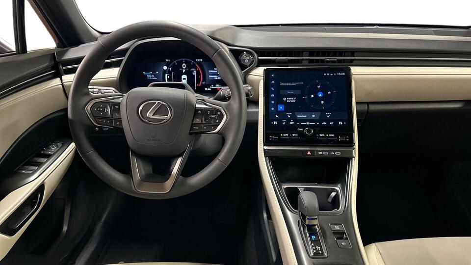 Lexus LBX vaihtoauto