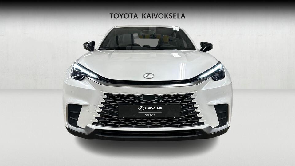 Lexus LBX vaihtoauto