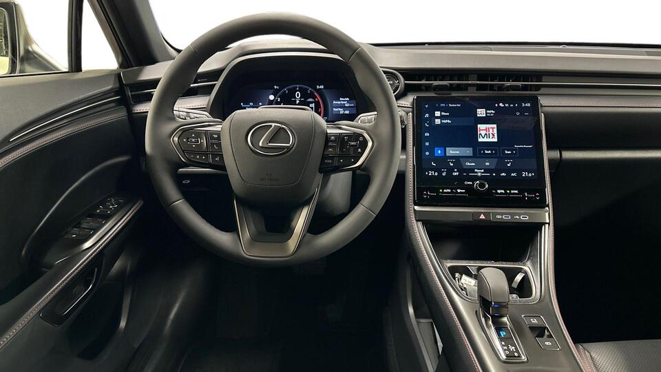 Lexus LBX vaihtoauto