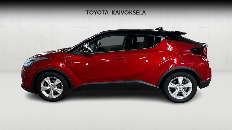 Toyota C-HR vaihtoauto