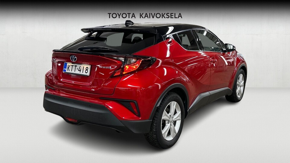 Toyota C-HR vaihtoauto