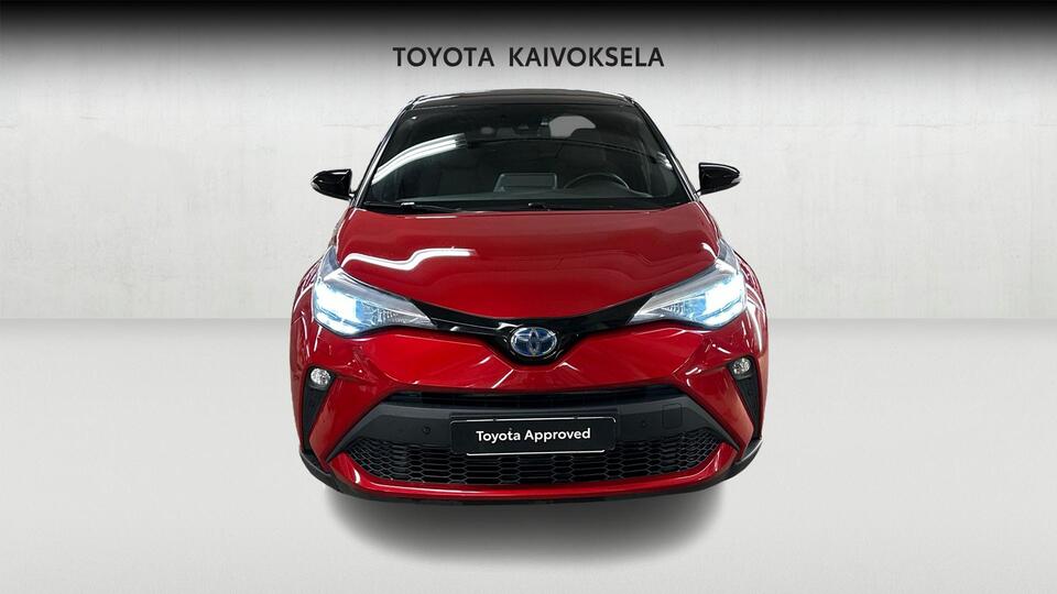 Toyota C-HR vaihtoauto