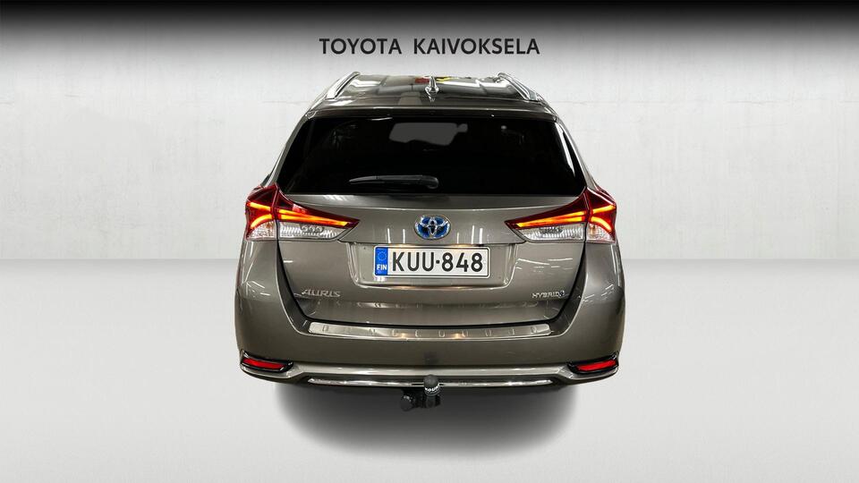 Toyota Auris vaihtoauto