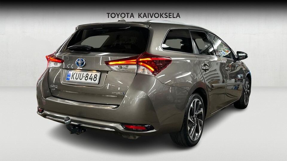 Toyota Auris vaihtoauto