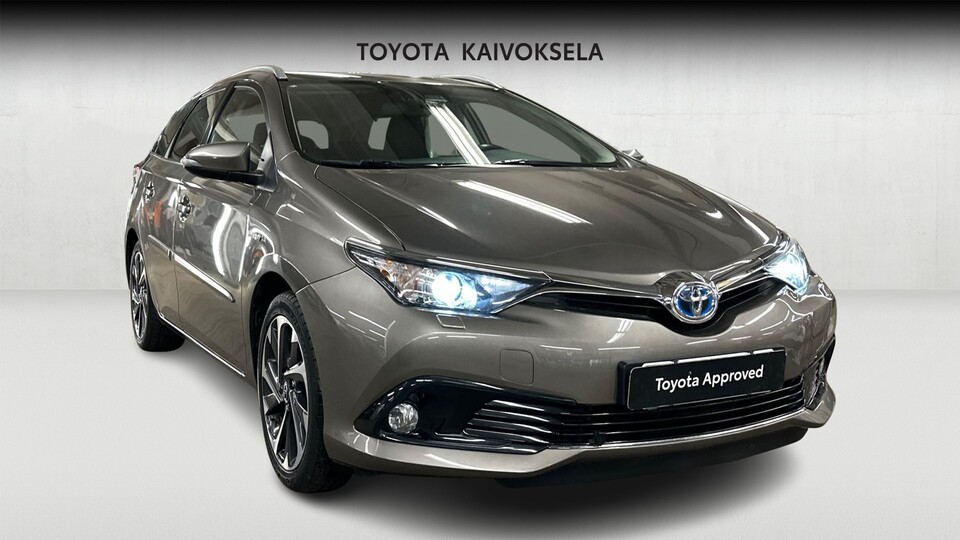 Toyota Auris vaihtoauto