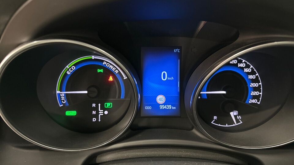 Toyota Auris vaihtoauto