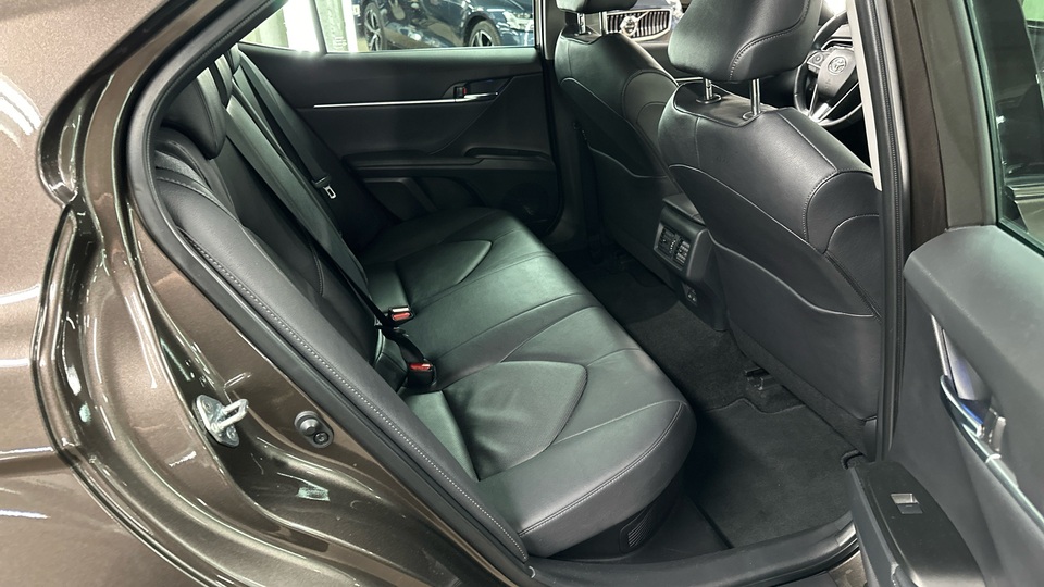 Toyota Camry vaihtoauto