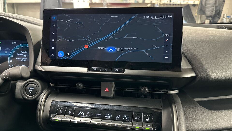 Toyota C-HR vaihtoauto