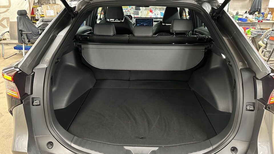 Toyota bZ4X vaihtoauto