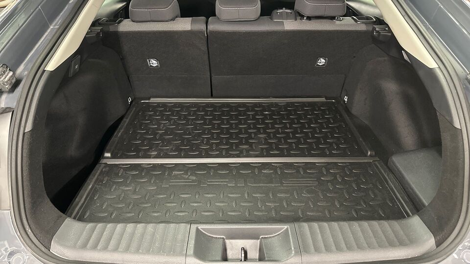 Toyota Prius Plug-in vaihtoauto