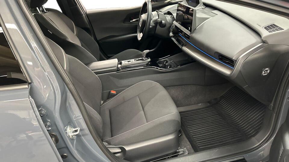 Toyota Prius Plug-in vaihtoauto