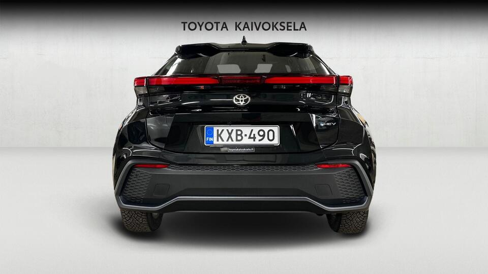 Toyota C-HR vaihtoauto