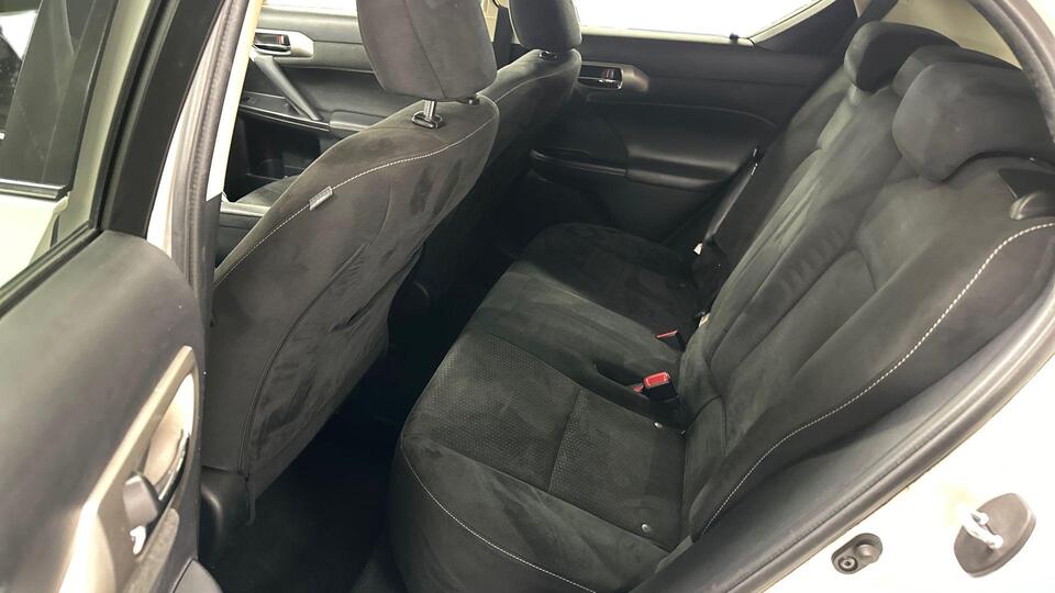 Lexus CT vaihtoauto