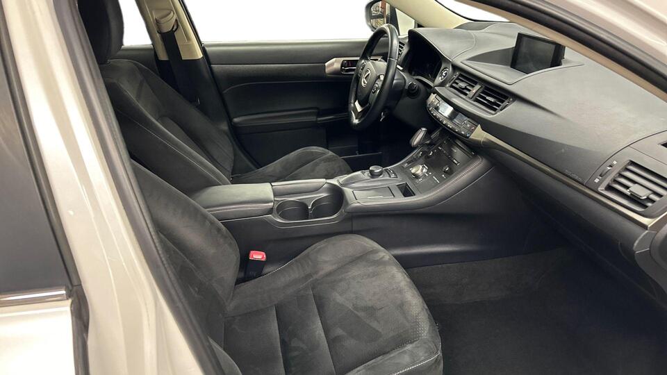 Lexus CT vaihtoauto