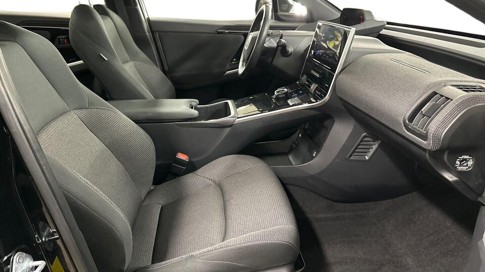 Toyota bZ4X vaihtoauto