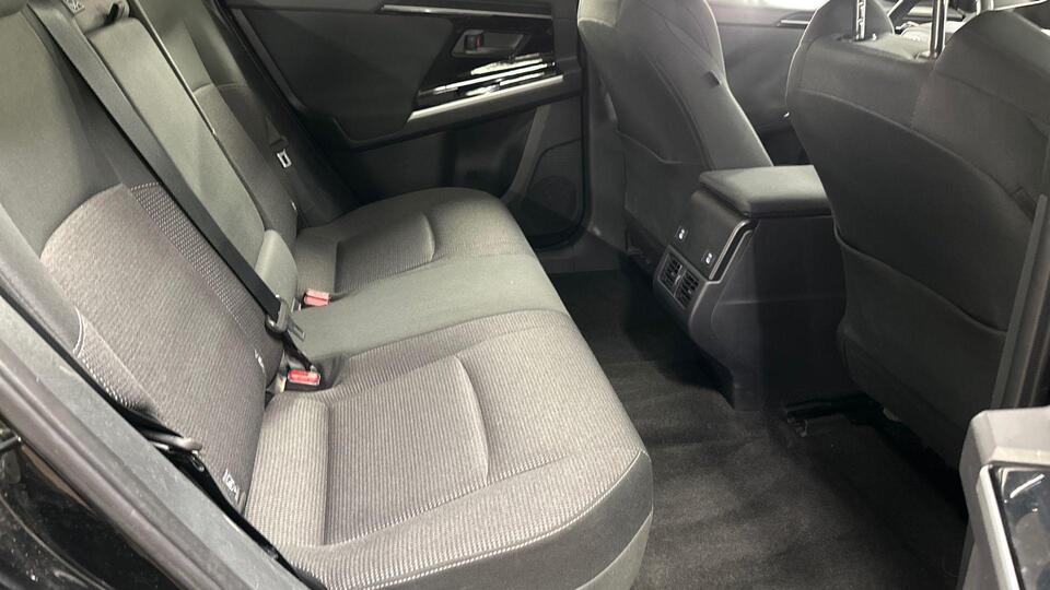 Toyota bZ4X vaihtoauto