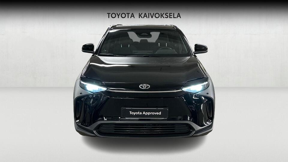 Toyota bZ4X vaihtoauto