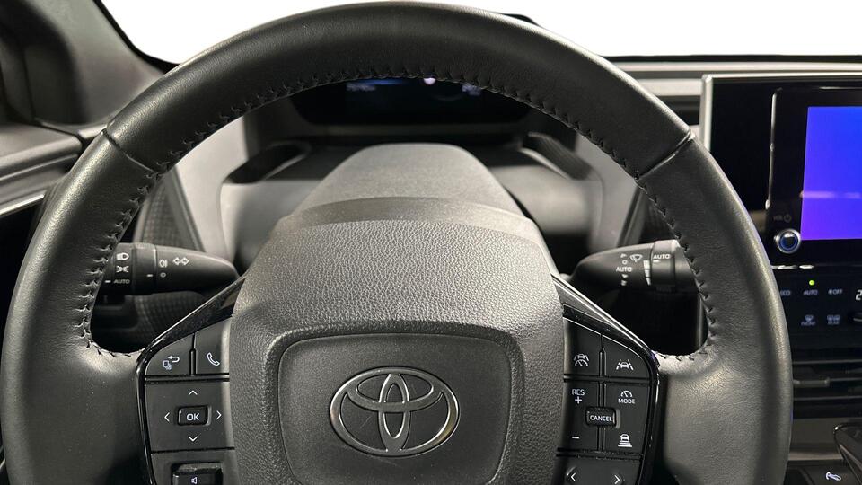 Toyota bZ4X vaihtoauto