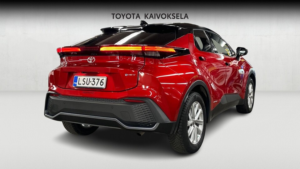 Toyota C-HR vaihtoauto