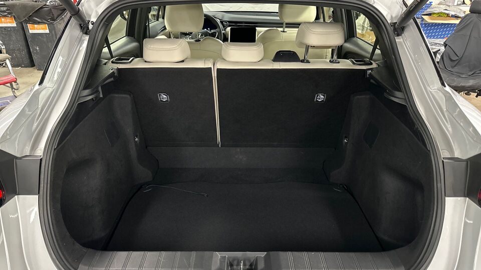 Lexus LBX vaihtoauto