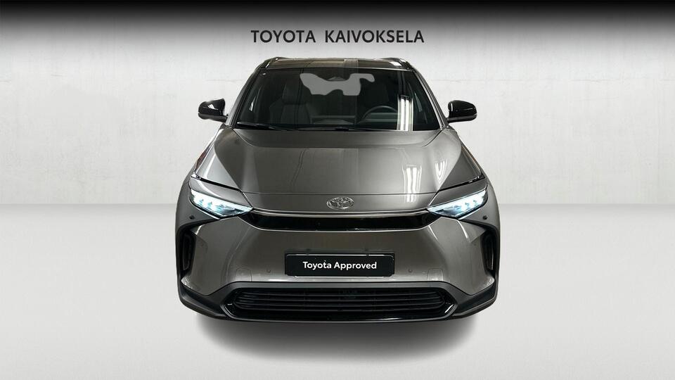 Toyota bZ4X vaihtoauto