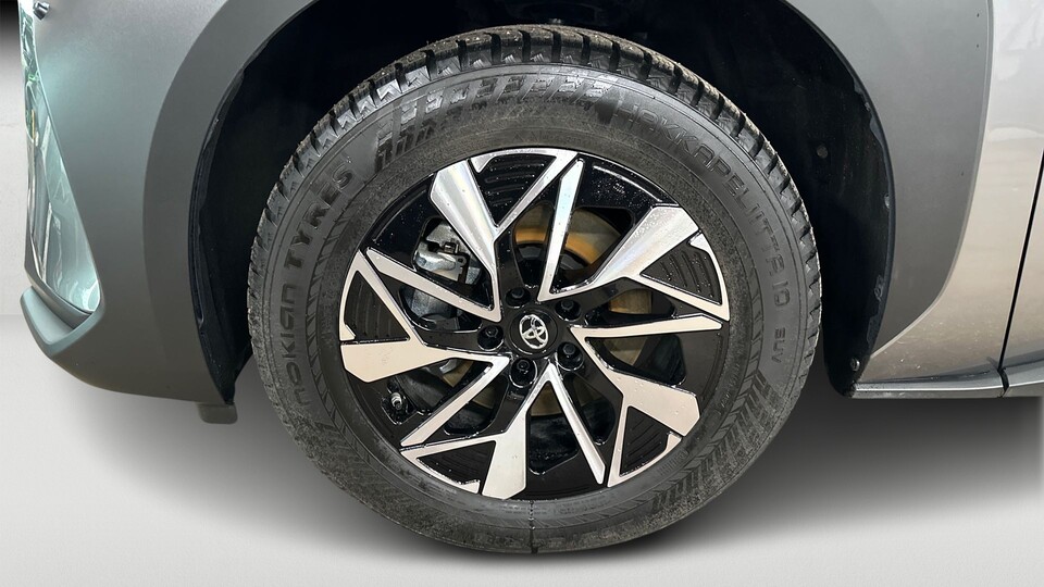 Toyota bZ4X vaihtoauto