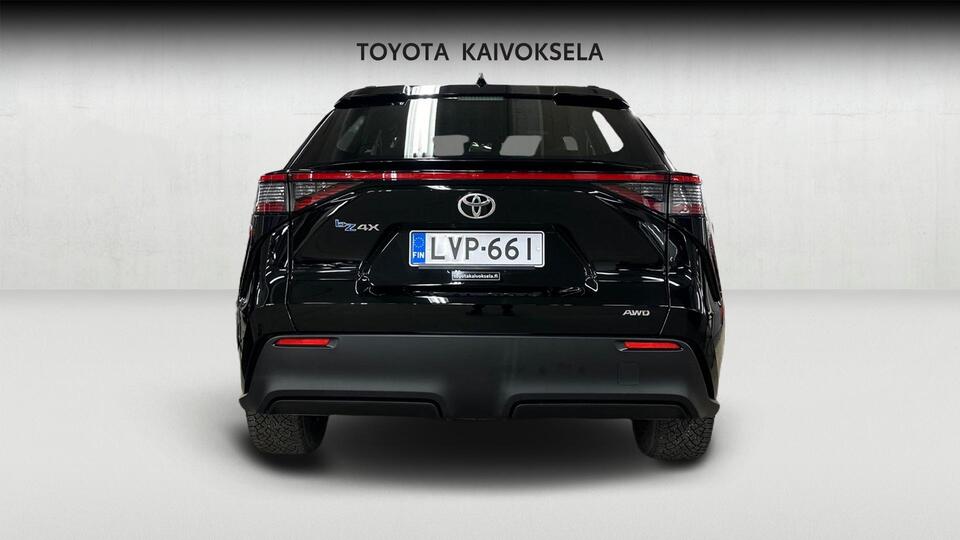 Toyota bZ4X vaihtoauto