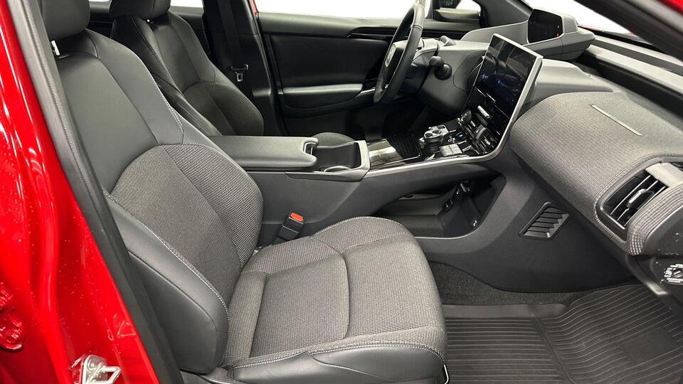 Toyota bZ4X vaihtoauto