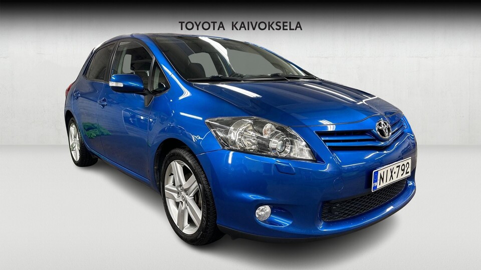 Toyota Auris vaihtoauto