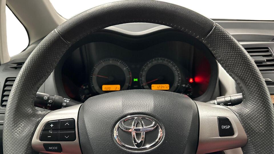 Toyota Auris vaihtoauto