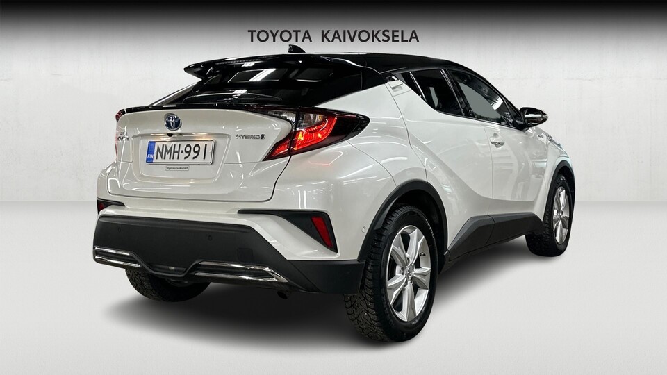 Toyota C-HR vaihtoauto