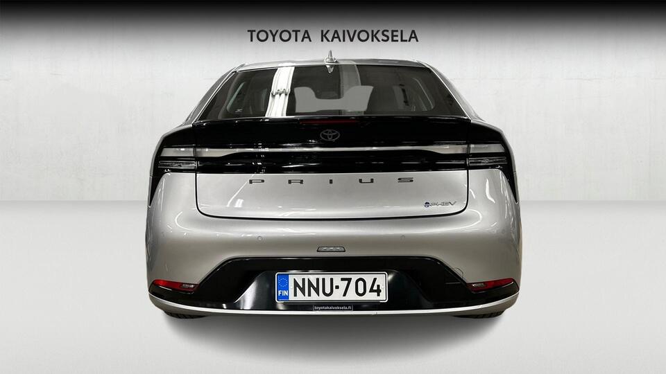 Toyota Prius Plug-in vaihtoauto