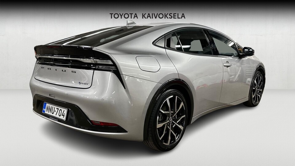 Toyota Prius Plug-in vaihtoauto