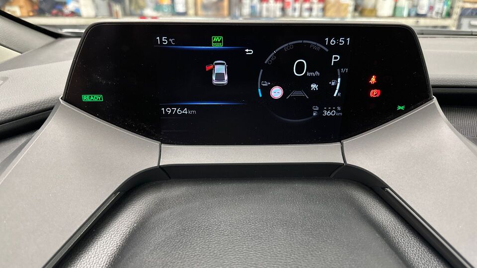Toyota Prius Plug-in vaihtoauto
