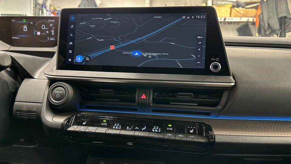 Toyota Prius Plug-in vaihtoauto