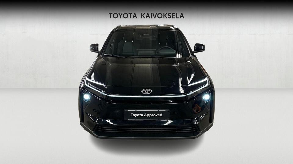 Toyota bZ4X vaihtoauto