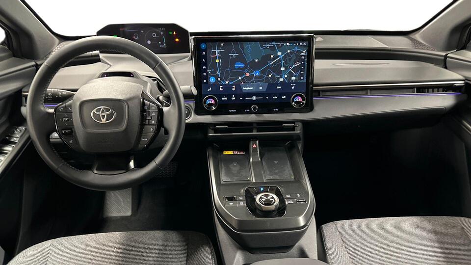 Toyota bZ4X vaihtoauto