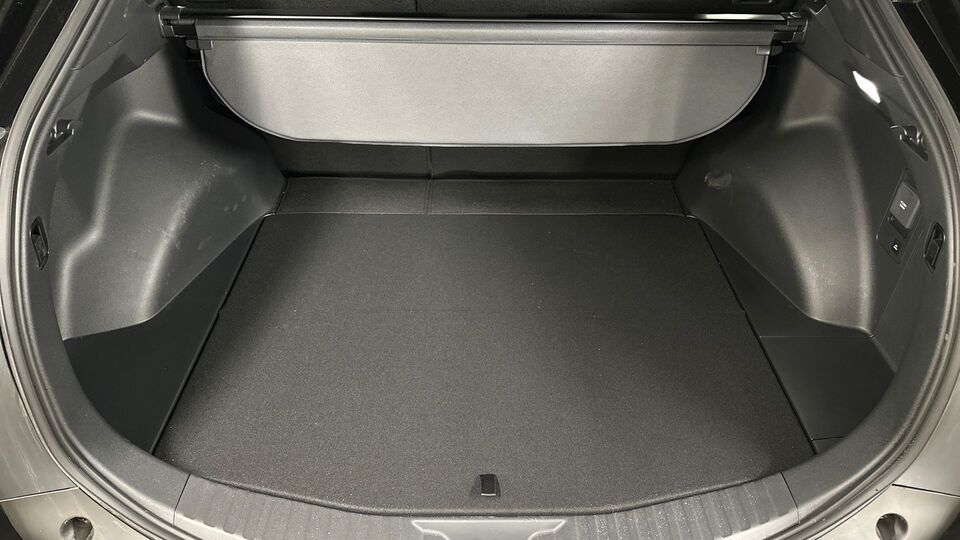 Toyota bZ4X vaihtoauto