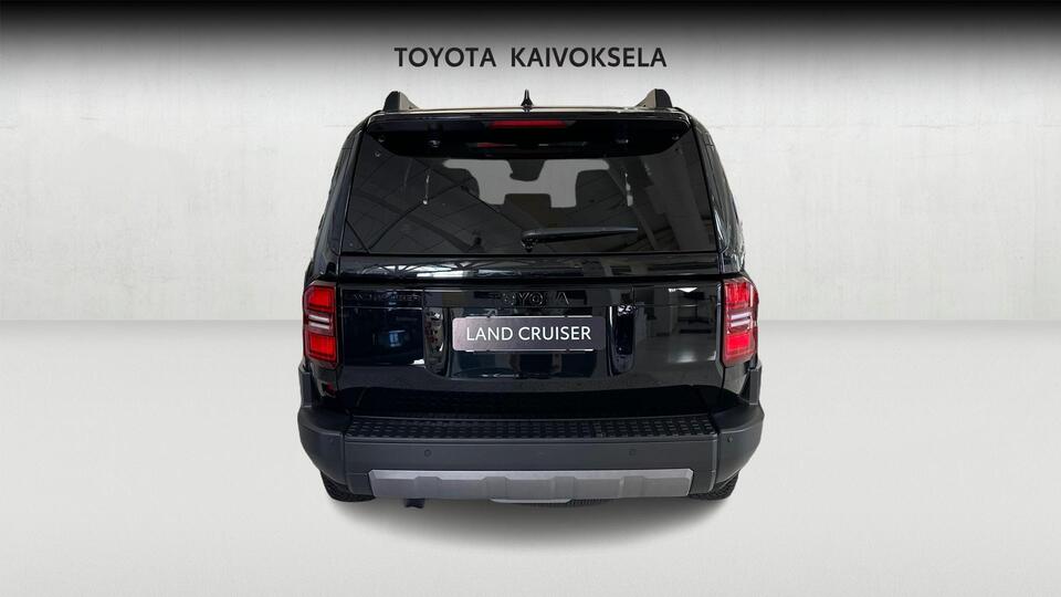 Toyota Land Cruiser vaihtoauto