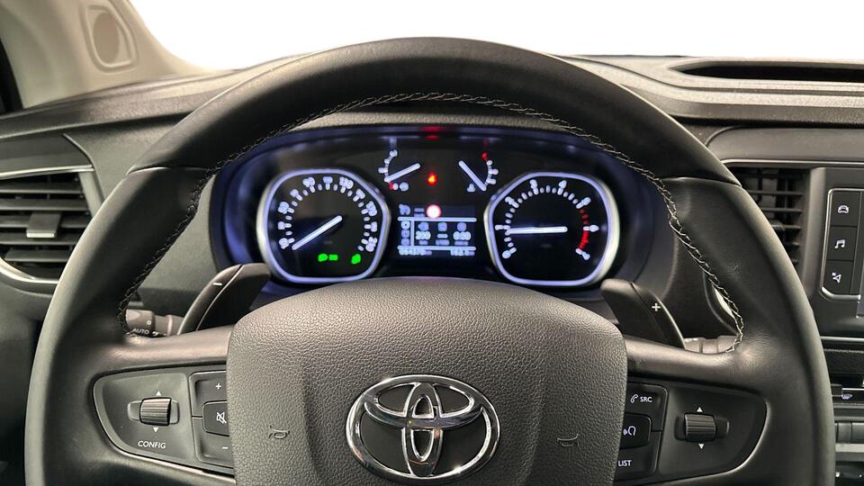 Toyota Proace Verso vaihtoauto