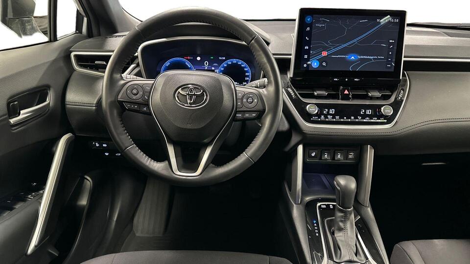 Toyota Corolla Cross vaihtoauto