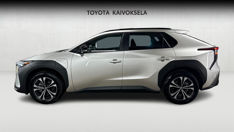 Toyota bZ4X vaihtoauto