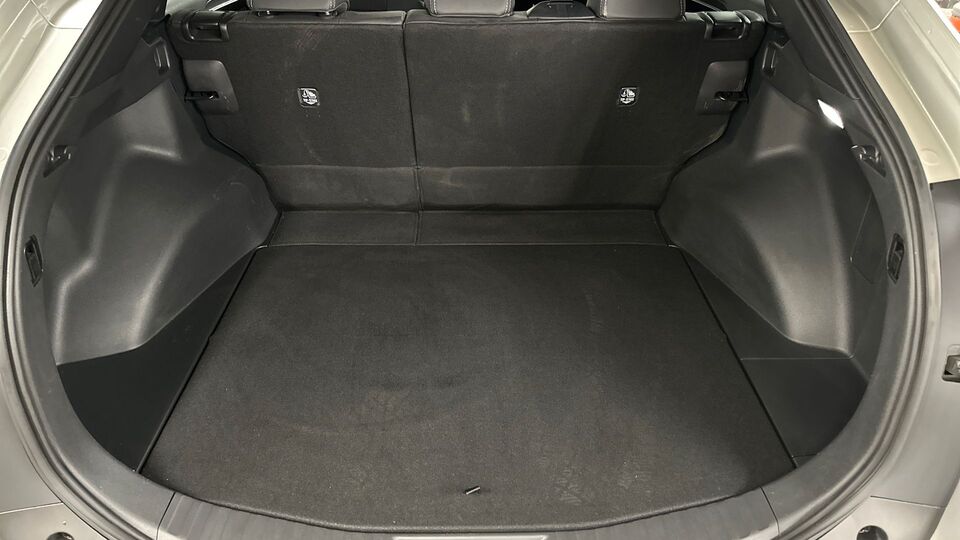 Toyota bZ4X vaihtoauto